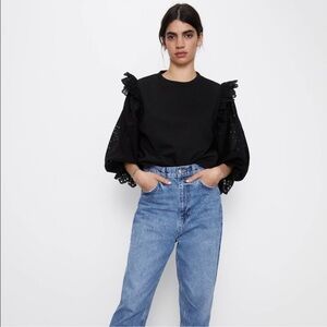 Zara combination Eyelet sleeve sweatshirt Black Size Small
